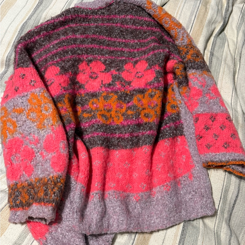 Free people gather me close cardi in passion flower combo/pink rose - Picture 3 of 5